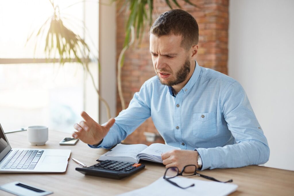 5 Bookkeeping Mistakes Small Business Owners Make (And How to Avoid Them)